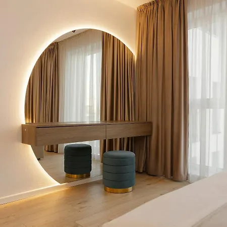 Apartment Cosyverse Coresi Greenescape